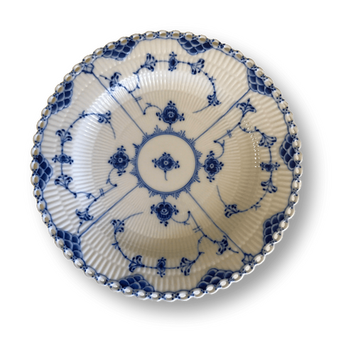 Blue Fluted Full Lace